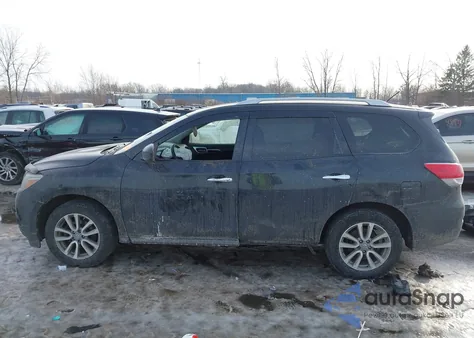 2016 Nissan Pathfinder Platinum/S/Sl/Sv z USA, uszkodzony, nr VIN 5N1AR2MM1GC611338